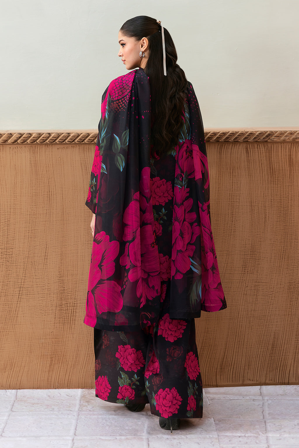 Dark Majestic AR 03 Farshi Shalwar