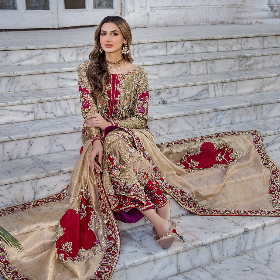 MEHRMA: Shazia Kiyani Inspired Wedding outfit